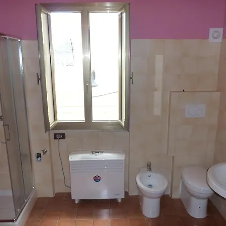 Life's B 3* ミネルヴィーノ・ディ・レッチェ