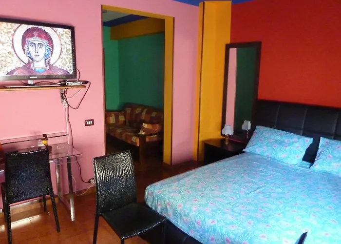 Life's B Bed & Breakfast