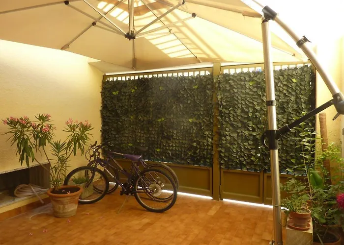 Bed & Breakfast Life's B